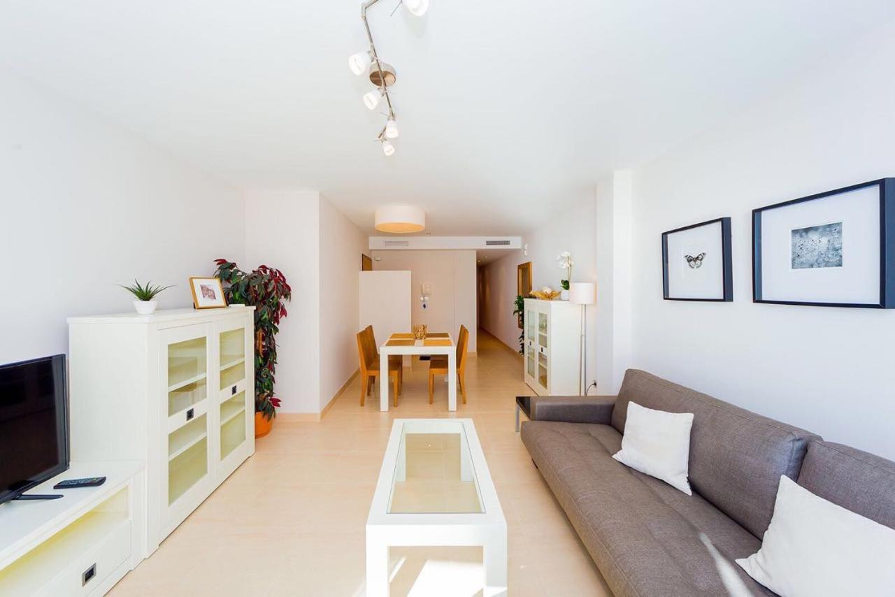Шикарная Квартира На Первой Линии -Luxury Apartment On The First Line Sea Torrevieja Dış mekan fotoğraf
