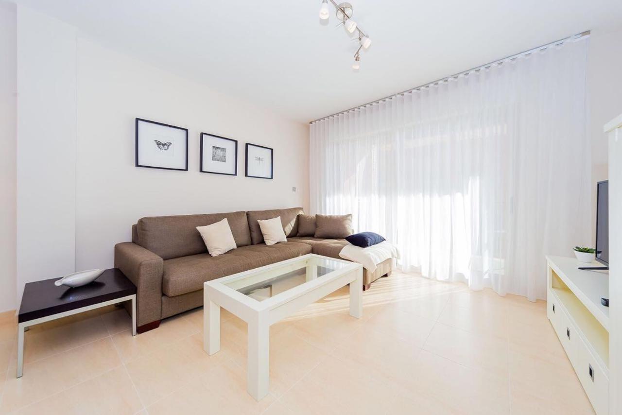 Шикарная Квартира На Первой Линии -Luxury Apartment On The First Line Sea Torrevieja Dış mekan fotoğraf
