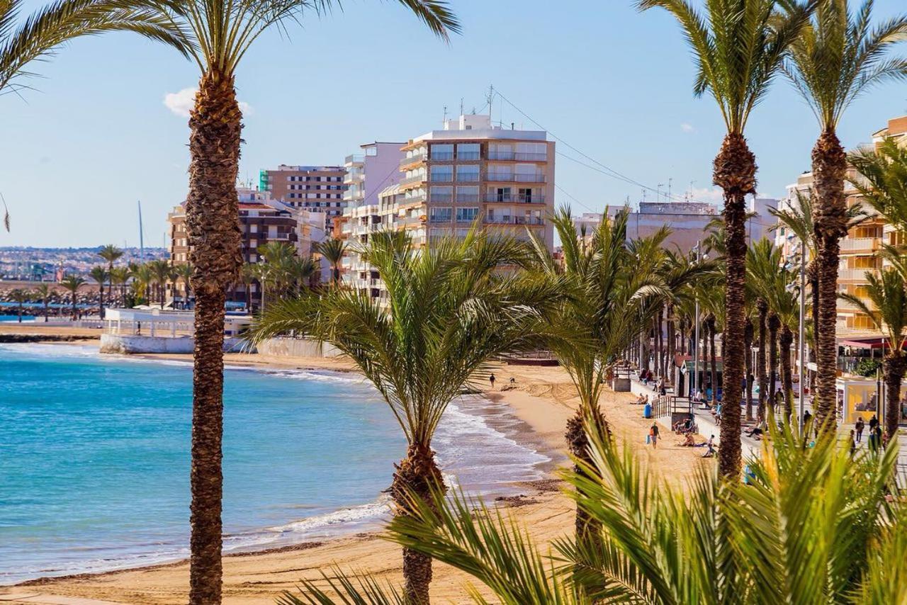 Шикарная Квартира На Первой Линии -Luxury Apartment On The First Line Sea Torrevieja Dış mekan fotoğraf